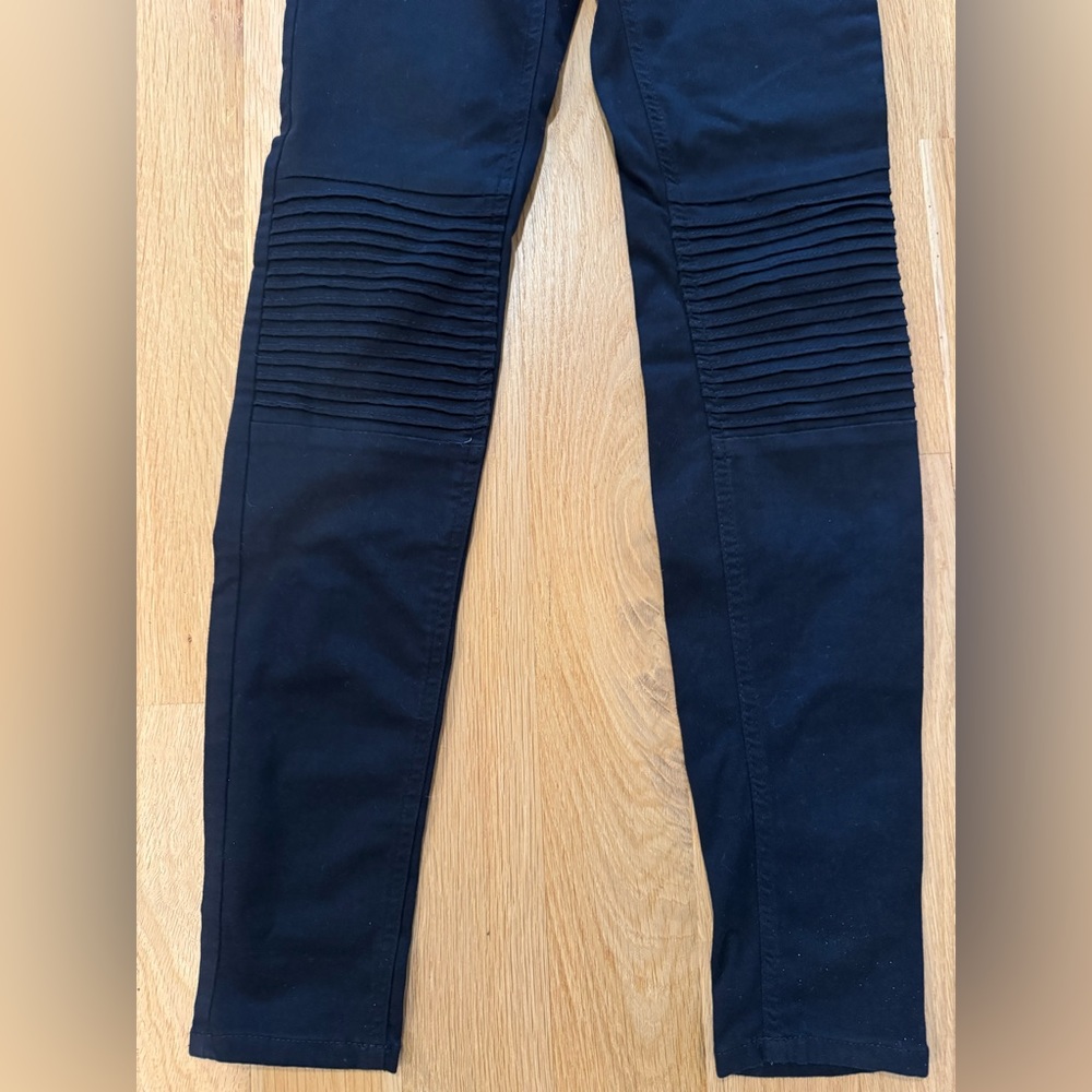 H&M moto style maternity jeggings size 2